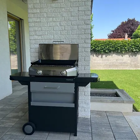 Stylovy Klimatizovany Dom Len 10 Minut Od Bratislavy S Krasnou Zahradou A Grilom *